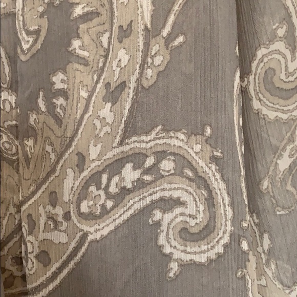 Old navy blouse - Picture 3 of 4